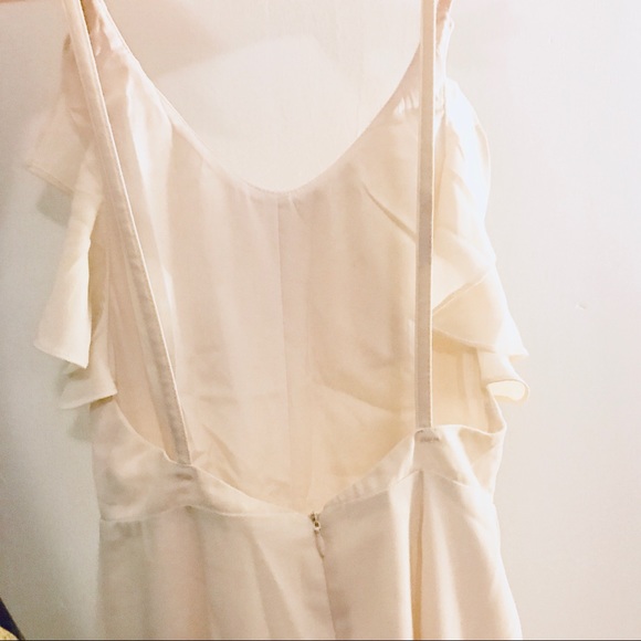 Pixie Market Ivory Ruffled Jumpsuit NWT - Picture 3 of 3